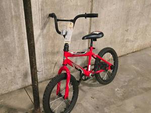 lot 458 image: Huffy Rock It 16 Boys Single-speed BMX Bike 10 Red Frame