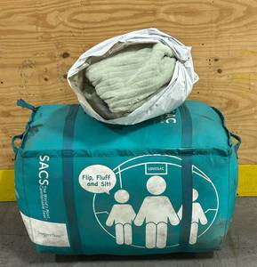 lot 18 image: LoveSac SuperSac with Cover