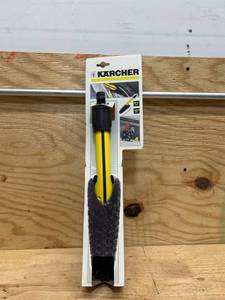 lot 45 image: Karcher 20-inch Wheel Rim Brush for Electric Pressure Washers with Bayonet Connectors