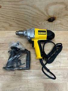 lot 135 image: DeWalt 9 amps 12 in. Spade Handle Corded Drill