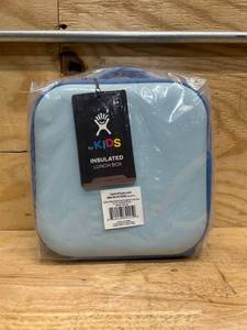 lot 184 image: Hydro Flask Youth Insulated Lunch Box