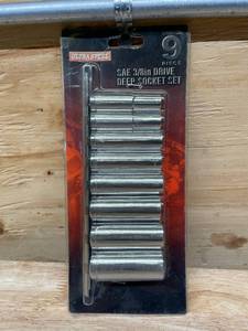lot 197 image: Ultra Steel 38-inch SAE Deep Socket Set with Storage Rail - 9 Pieces (0925254.50)