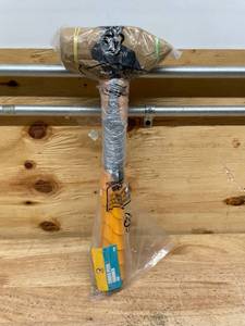 lot 201 image: Tolsen Python Peen Hammer 4lb (09252513.25)