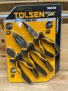 lot 207 image: TOLSEN3Pc Pliers Set - 1pc Linesman Pliers 8, 1pc Long Nose Pliers 6, 1pc Diagonal Pliers 6, CR-V Black 10410 (09252511.50)