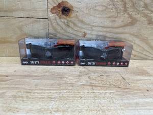 lot 240 image: SAS EYEWEAR - Lot of 2 - GTR SAFETY GLS CHARCOAL FRMSHADE LENS - CLAMSHELL 542-0311