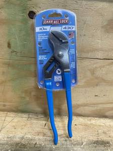lot 262 image: Tongue & Groove Straight Jaw Plier (CHANNELLOCK #430) - 10