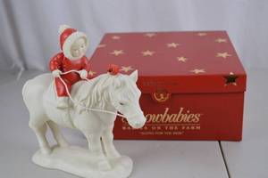 lot 55 image: Snowbabies Babies on the Farm Along for the Ride Figurine with Box