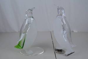 lot 112 image: Pair of Glass Penguin Figurines, Frosted and Clear