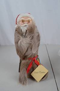 lot 114 image: Dala-Tomten Swedish Christmas Santa Figure, 12 Inch, Handcrafted
