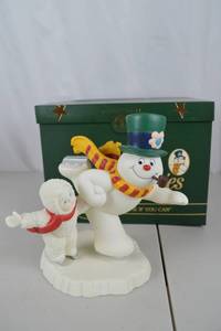 lot 136 image: Dept 56 Snowbabies Frosty the Snowman Catch Me If You Can Figurine