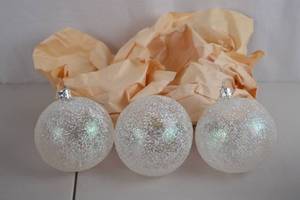 lot 157 image: Set of 3 Iridescent Glitter Christmas Ornaments