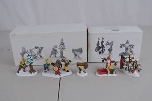 lot 189 image: Department 56 Elf Figurine Christmas Village Set