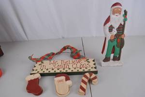 lot 197 image: Handcrafted Santa Claus Figurine and Christmas Decor Lot