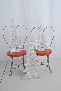 lot 199 image: Set of 3 Clear Glass Christmas Tree Figurines, 12 Inch Holiday Decor