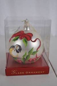 lot 218 image: Winter Greetings Chickadee Hand-Painted Glass Ornament, Made in Italy