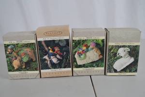 lot 224 image: Hallmark Folk Art Americana Christmas Ornament Lot - 4 Boxed