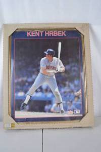 lot 446 image: Kent Hrbek Minnesota Twins Framed Poster 1988 Starline