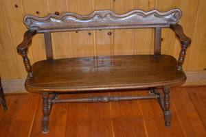 lot 486 image: Vintage Wooden Bench