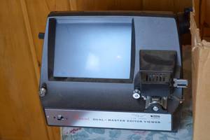 lot 492 image: Sansei Dual-8 Editor Viewer Model 2810 with Original Box