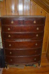 lot 279 image: Vintage 7-Drawer Dresser