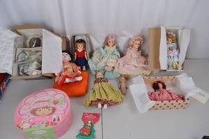 lot 316 image: Vintage & Collectible Dolls Assortment - Boxed & Loose, Mixed Styles