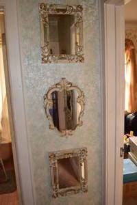 lot 371 image: Set of 3 Ornate Gold-Tone Vintage Wall Mirrors