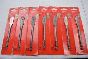 lot 124 image: Milwaukee Flat Boring Bit Lot - 7 Pack, 58 Inch (15.9mm)