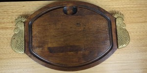 lot 142 image: Decorative Rooster Wooden Cutting Board