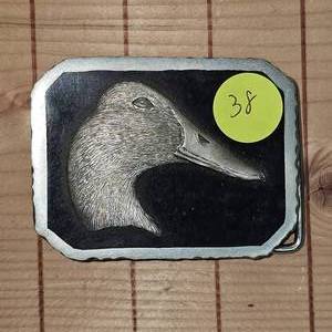 lot 38 image: Original Bill Callahan Wildlife Duck Belt Buckle in Pewter