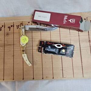 lot 82 image: Dale Earnhardt and Muela Knives