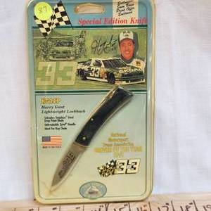 lot 87 image: Old Timer #33 1991 Harry Grant Skoal Knife