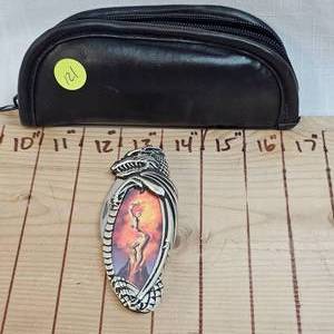 lot 121 image: Franklin Mint Dragon Knife in Zippered Case