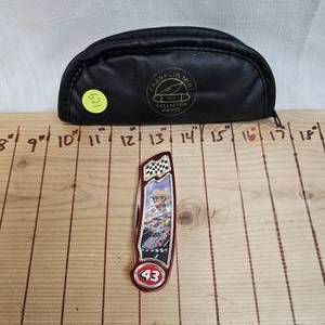 lot 129 image: Dale Earnhardt Limited Edition Collector Knife