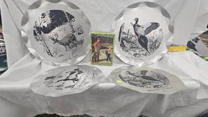 lot 7 image: Les Kouba Pheasant Art Aluminum Trays(4) and Vintage Hunt Themed Puzzle