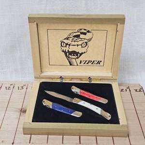 lot 139 image: Lil Viper 3 Knife set in Wooden Case
