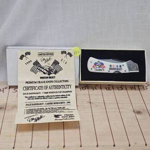 lot 184 image: 1996 Winson Selct Dale Earnhardt Knife