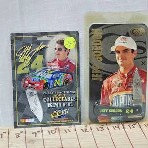 lot 187 image: CASE Jeff Gordon #24 and Fan Fueler #24 Knives