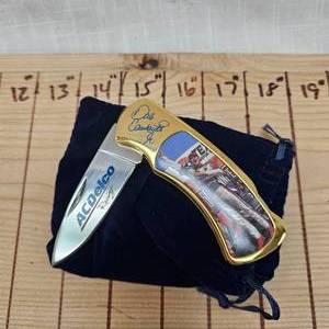 lot 257 image: GM Goodwrench Dale Earnhardt #3 Limited Edition Knife
