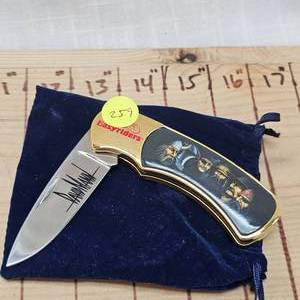 lot 259 image: Easy Riders Limited Edition Knife