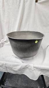 lot 100 image: Milk SeperatorStrainer by Superior