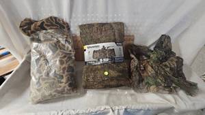 lot 151 image: Camo Burlap(2) and Head Camo Covers