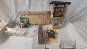 lot 153 image: Suet Feeder, Camo Tape, Deer and Turkey Calls