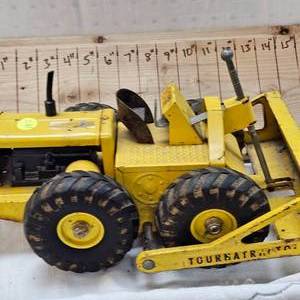 lot 281 image: Nylint Tournatractor Rare Only Model 19541955, You dont find em often in this nice Condition