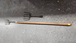lot 169 image: Handmade Spear w Additional Spear Head