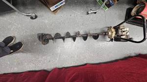 lot 219 image: Jiffy Ice Auger Model 76, good condition