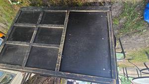lot 114 image: Portable Homemade Ice HouseShelter
