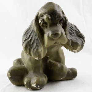 lot 22 image: Vintage Chalkware Dog Figurine