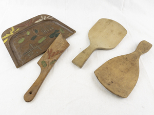 lot 56 image: Set of 4 Vintage Wooden Butter Paddles and Boards