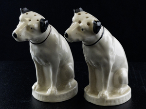 lot 71 image: Pair of RCA Vintage Dog-Shaped Ceramic Salt and Pepper Shakers