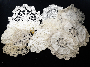 lot 158 image: Collection of Vintage Handmade Crochet and Lace Doilies